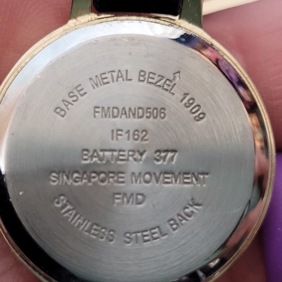 Watch Lot 5 Fashion Watches Assorted Colors Styles As Is Not Tested For Parts - Picture 10 of 14